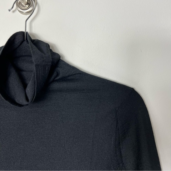 Ann Mashburn 100% Cashmere $495 Black Turtleneck Sweater 658 - Picture 2 of 5